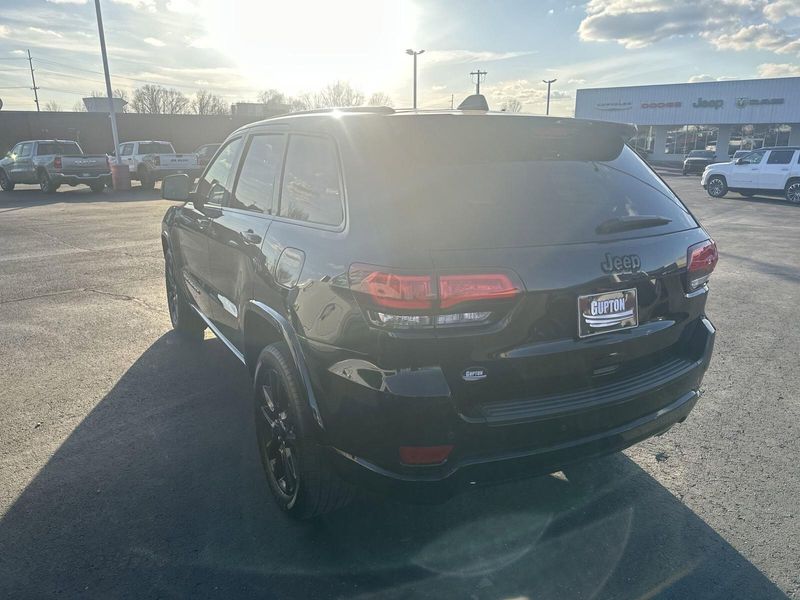 2022 Jeep Grand Cherokee WK Laredo XImage 7