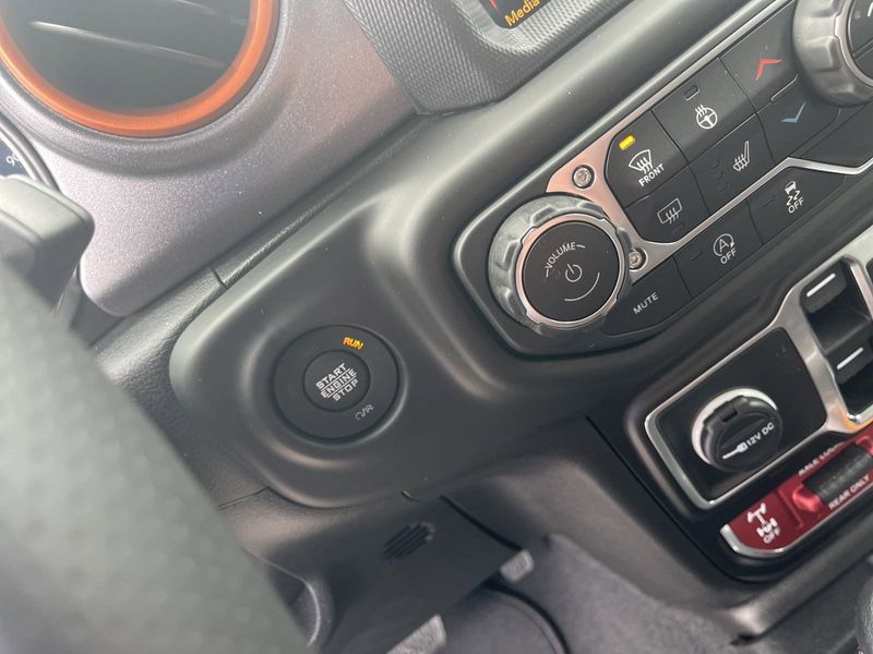 2023 Jeep Gladiator Mojave 4x4Image 16