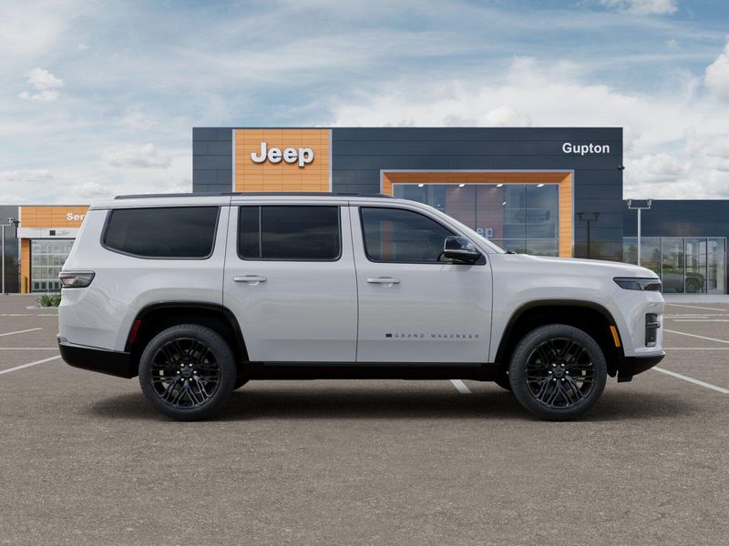 2026 Jeep Grand Wagoneer Limited Reserve 4x4Image 47