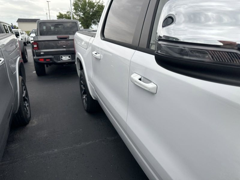 2025 RAM 1500 Laramie Crew Cab 4x4 5