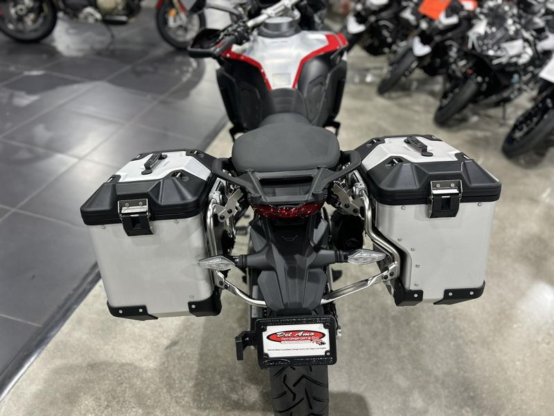 New 2025 Ducati MULTISTRADA V4 RALLY TRAVEL & RADAR SPOKED WHEELS Image 22