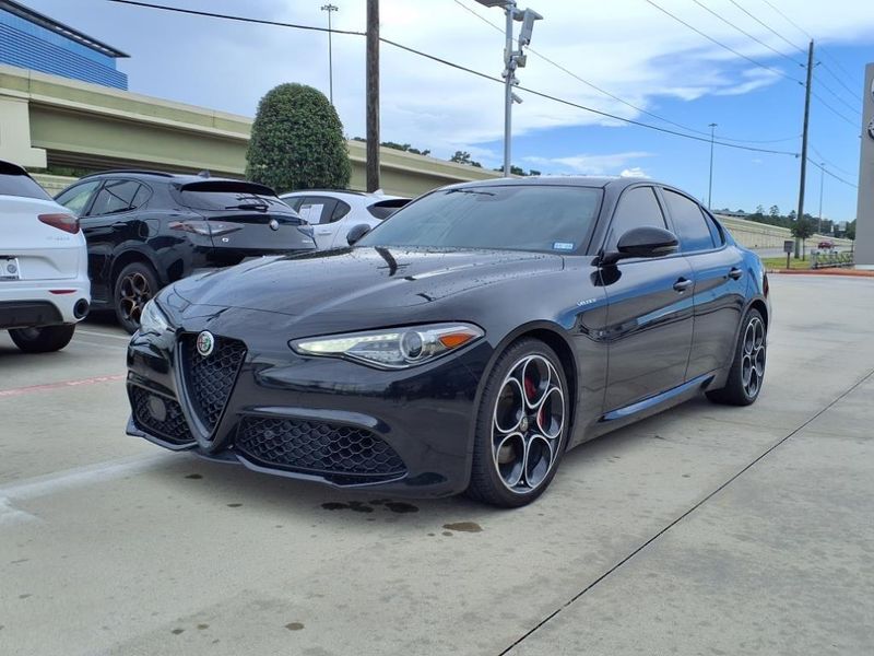 Used 2022 Alfa Romeo Giulia VeloceImage 14