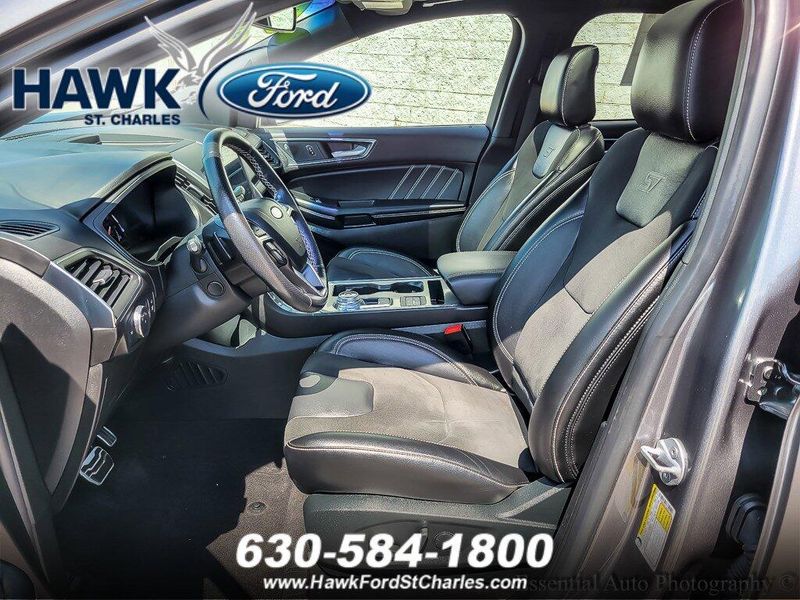 2022 Ford Edge ST photo 7