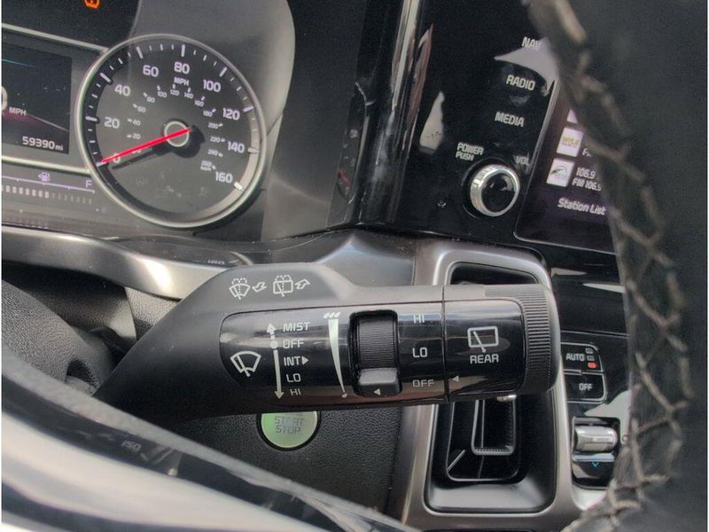 Used 2023 Kia Sorento SImage 26