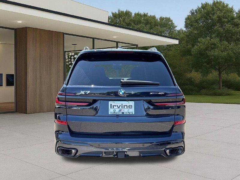New 2027 BMW X7 xDrive40iImage 10