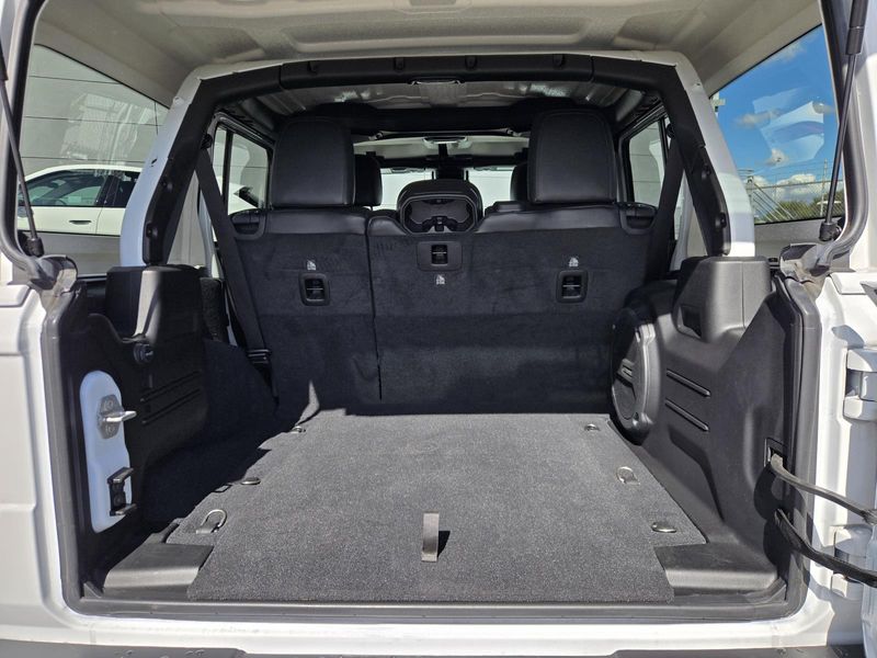 Used 2022 Jeep Wrangler Unlimited Rubicon 4x4