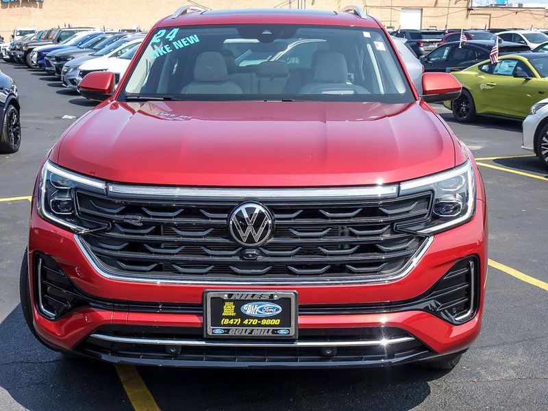 2024 Volkswagen Atlas SEL Premium R-Line photo 3