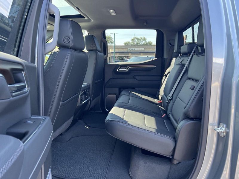 2026 Gmc Sierra 1500 Denali photo 38