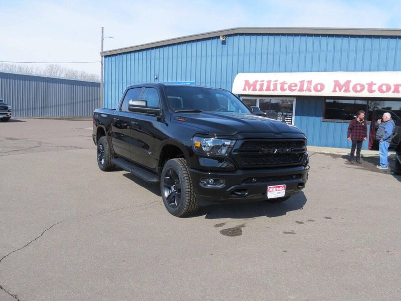 2023 RAM 1500 Big Horn Crew Cab 4x4 5