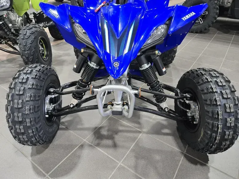 2025 Yamaha YFZ450R TEAM BLUE Image 10