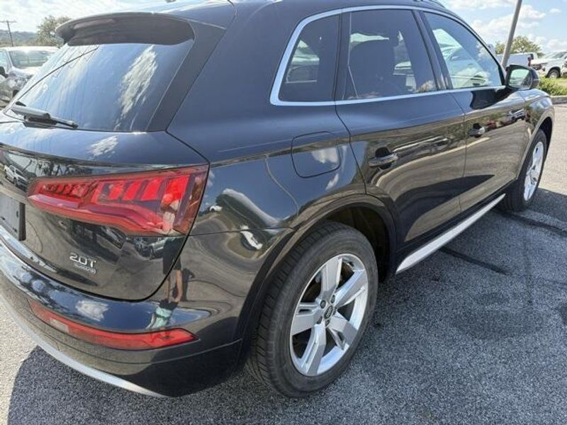 2018 Audi Q5 Premium Plus photo 13