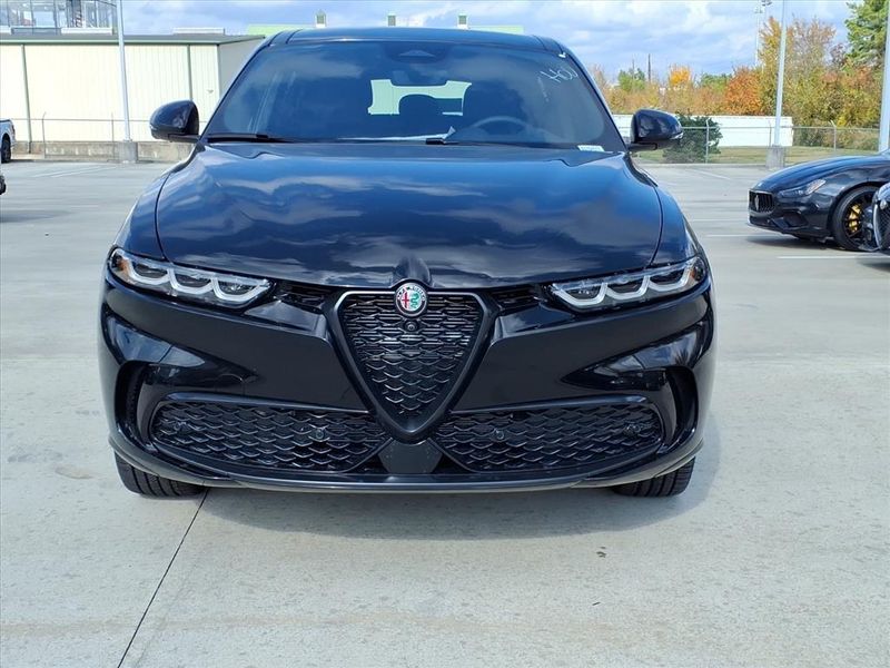 New 2025 Alfa Romeo Tonale Intensa AwdImage 4