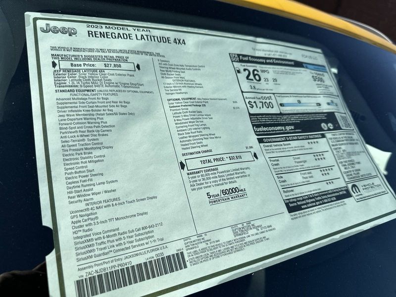 2023 Jeep Renegade Latitude 4x4Image 7