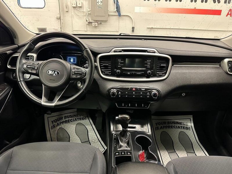 2016 Kia Sorento LXImage 24