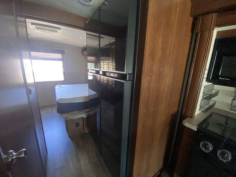 Used 2018 FOREST RIVER FR3 29DS Image 13