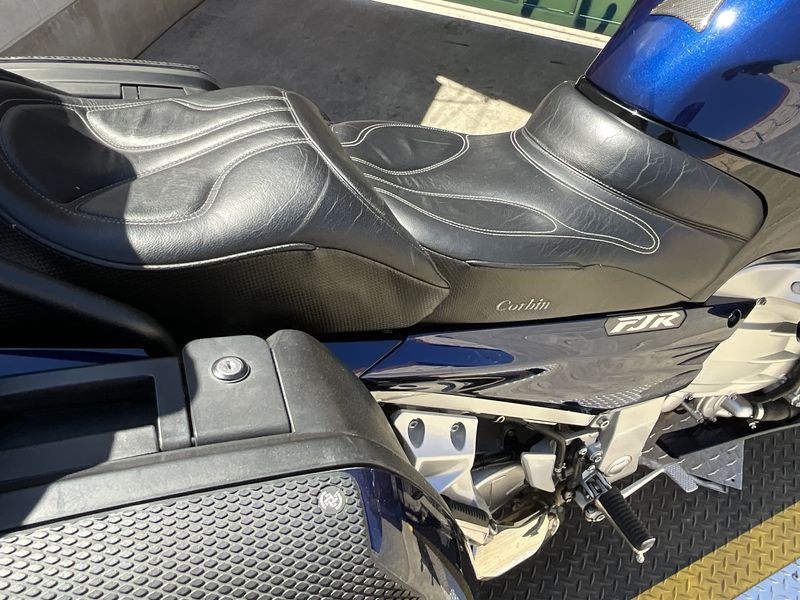 2016 Yamaha FJR1300AImage 4