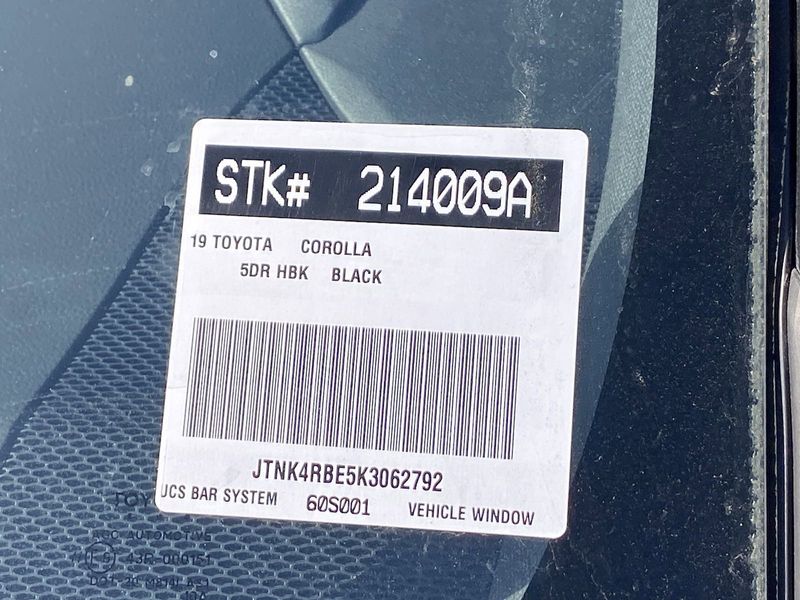 2019 Toyota Corolla Hatchback SEImage 9