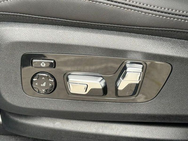 New 2026 BMW X5 xDrive50eImage 18