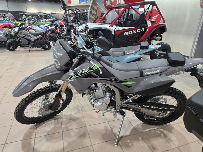 2025 Kawasaki KLX 300 BATTLE GRAYImage 2