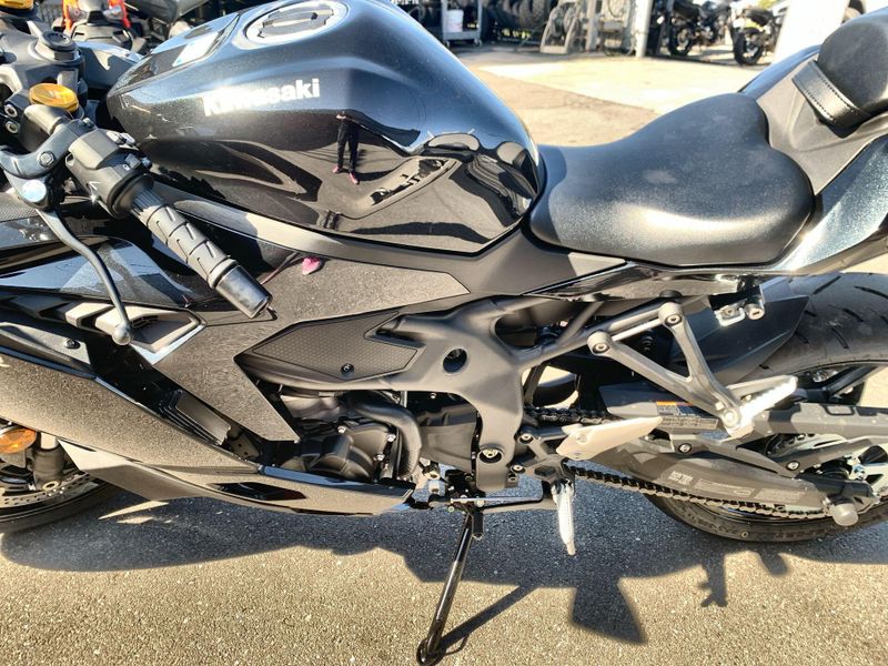 New 2026 Kawasaki NINJA ZX-4R ABS Image 15