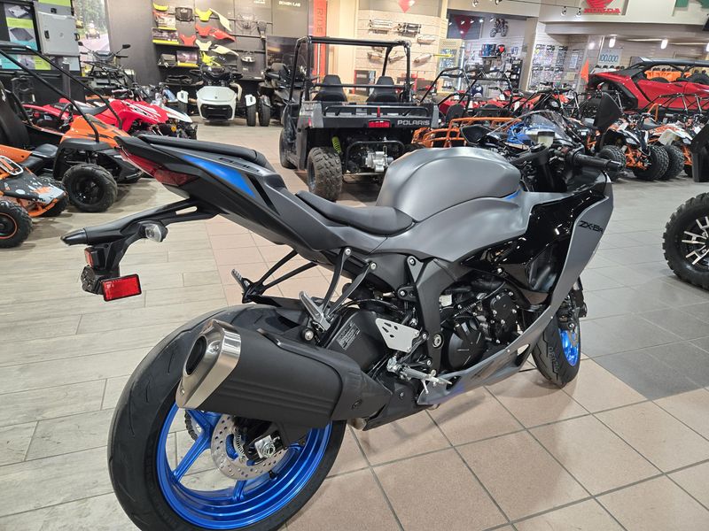 NEW 2026 KAWASAKI NINJA ZX6R ABS Image 6