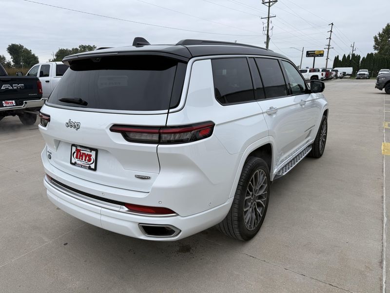 Used 2025 Jeep Grand Cherokee L Summit ReserveImage 40
