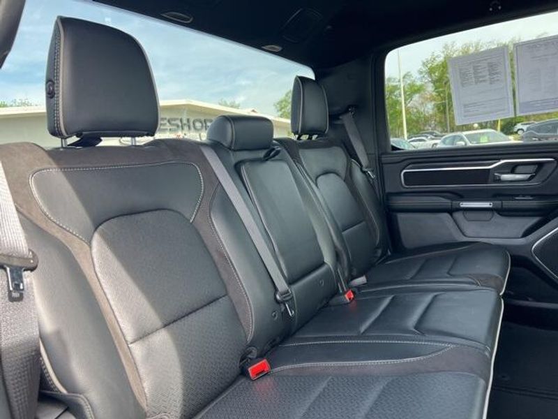 2024 RAM 1500 LaramieImage 21