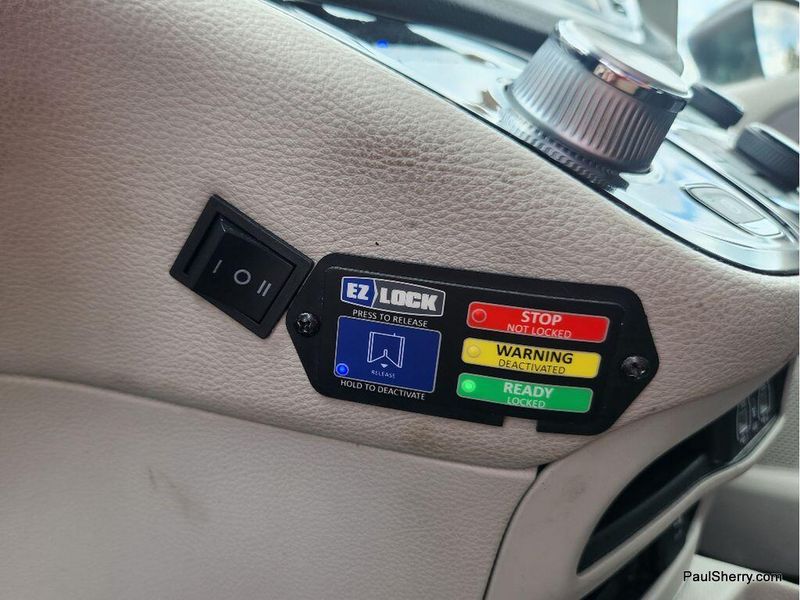 Used 2022 Chrysler Pacifica Touring L