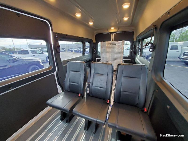 2023 RAM ProMaster 2500 Window Van High RoofImage 3