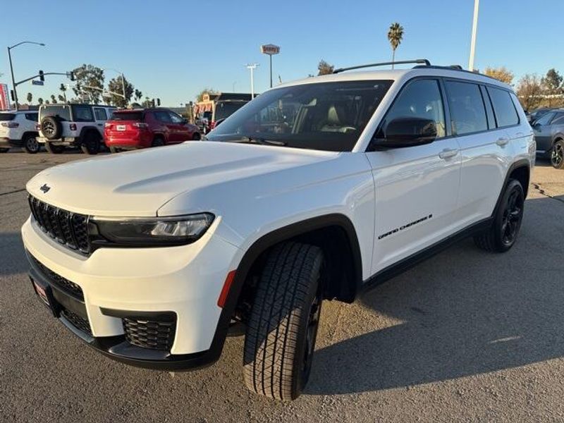 Used 2021 Jeep Grand Cherokee L AltitudeImage 7