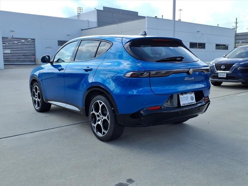 New 2025 Alfa Romeo Tonale AwdImage 9