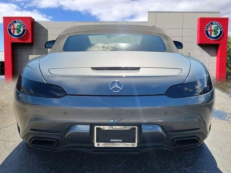 2018 Mercedes Benz AMG GT Roadster photo 4