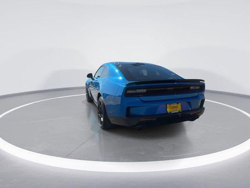 New 2026 Dodge Charger Scat Pack 2-door AwdImage 7