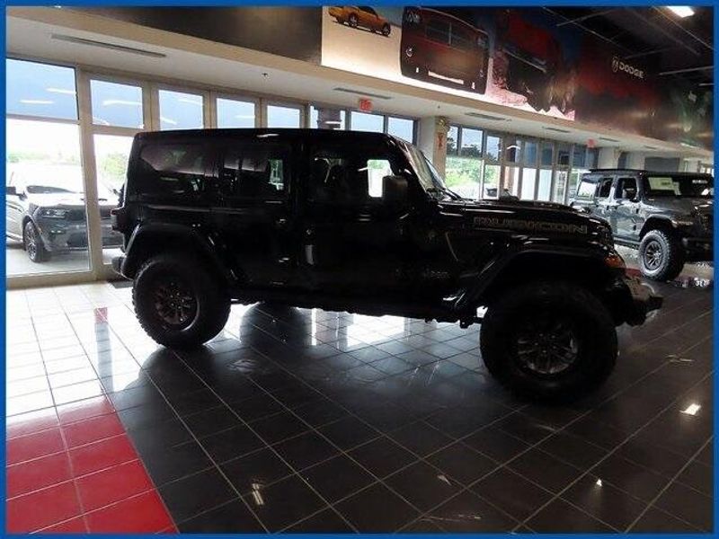 2025 Jeep Wrangler Rubicon 392Image 3
