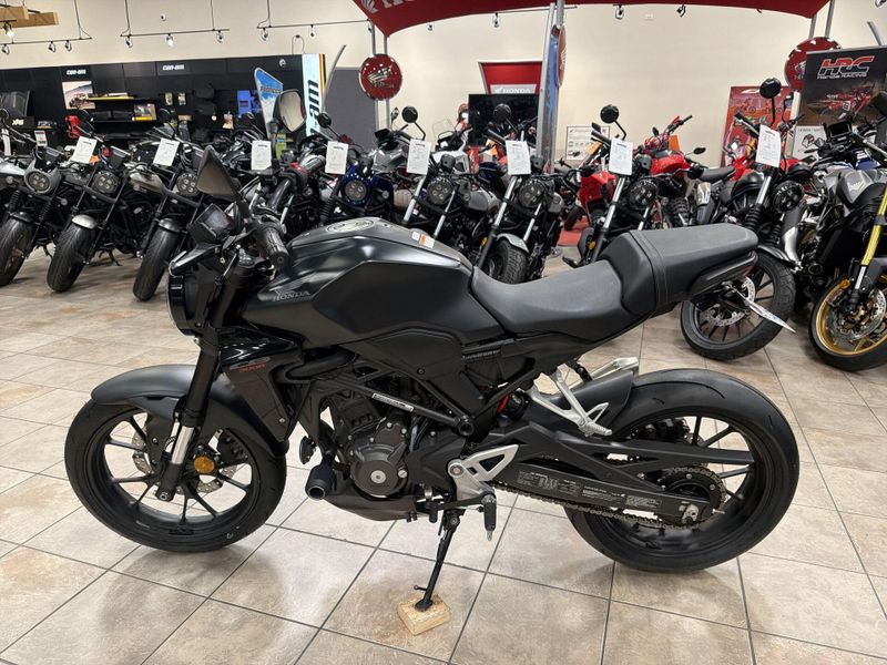 Used 2023 Honda CB300R ABS Image 14
