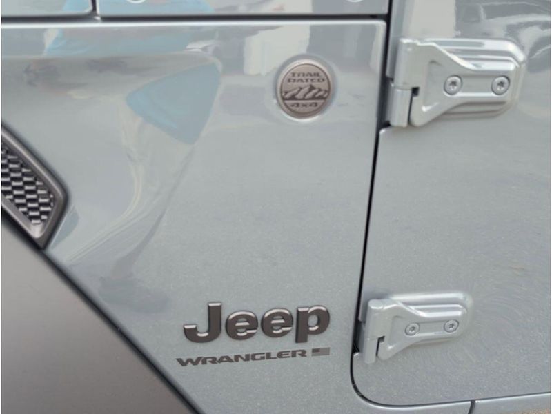 New 2026 Jeep Wrangler 4-door Sport SImage 10