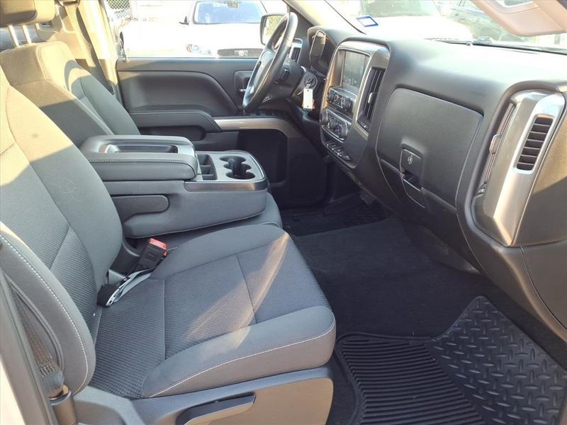 Used 2018 Chevrolet Silverado 1500 LTImage 11