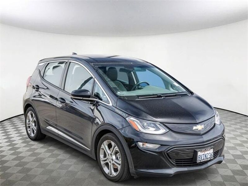 2021 Chevrolet Bolt EV LTImage 2