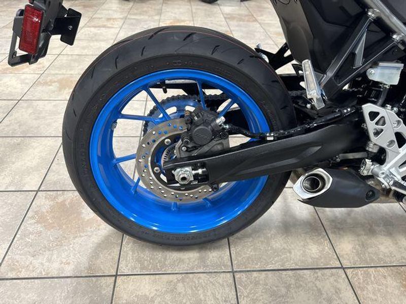 New 2027 Suzuki GSX-8R Image 24