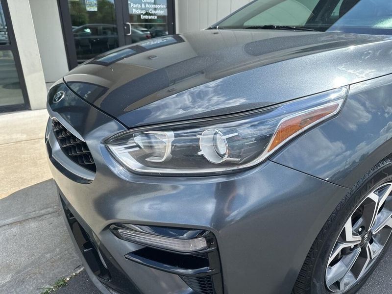 2019 Kia Forte LXSImage 10