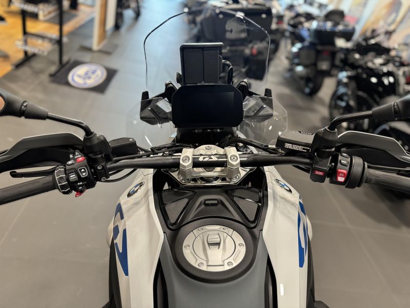 2025 BMW R 1300 GSImage 4