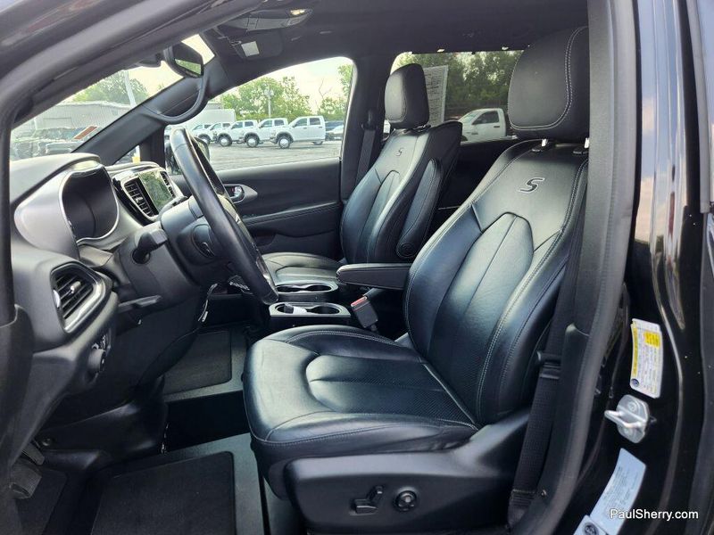 2019 Chrysler Pacifica Touring L Plus SImage 38