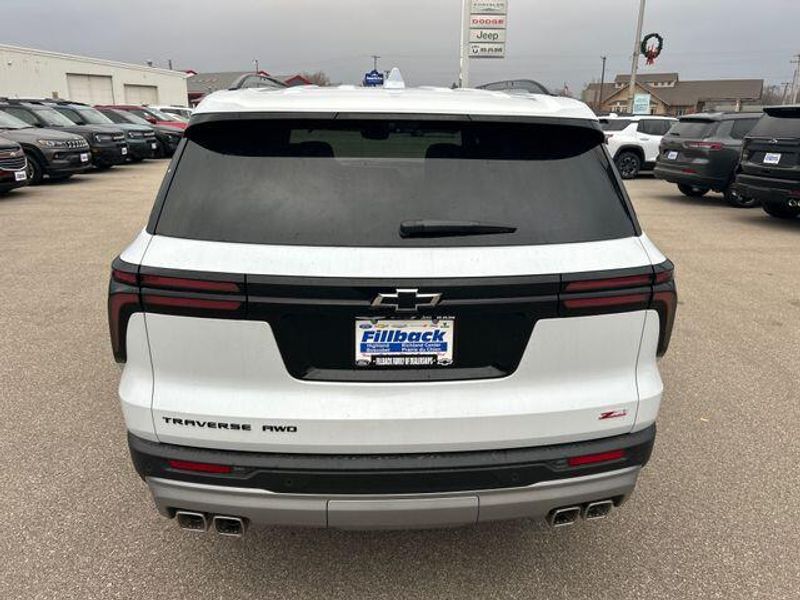 2026 Chevrolet Traverse Z71 photo 4