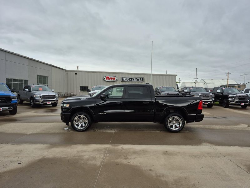 2025 RAM 1500 Big Horn Crew Cab 4x4 5