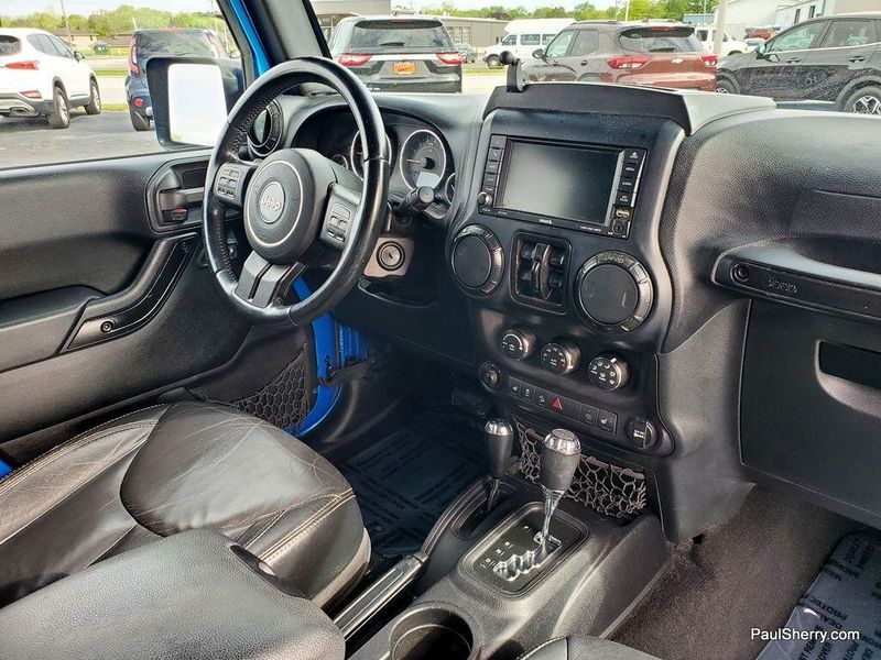 2015 Jeep Wrangler Unlimited SaharaImage 20