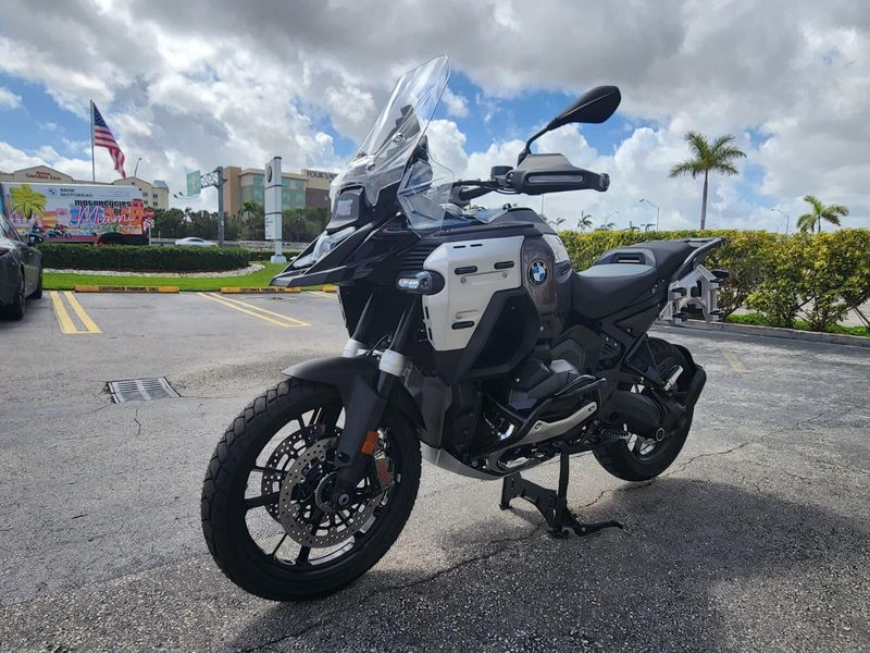 2026 BMW R 1300 GS AdventureImage 3