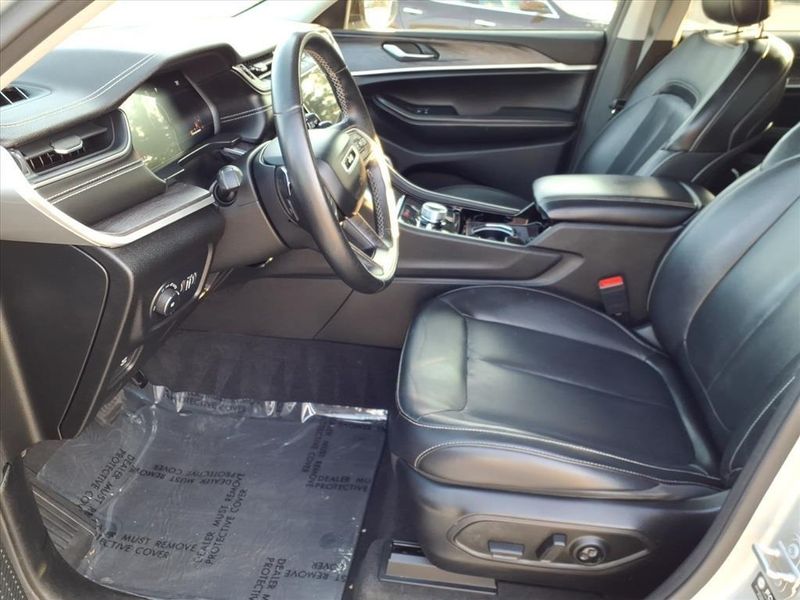 Used 2021 Jeep Grand Cherokee L LimitedImage 20