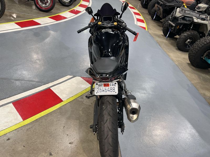 Used 2024 Kawasaki Ninja ZX-4R ABS Image 18