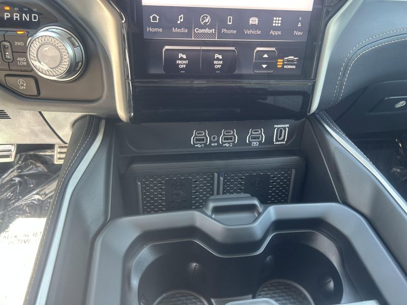 2025 RAM 1500 TungstenImage 25