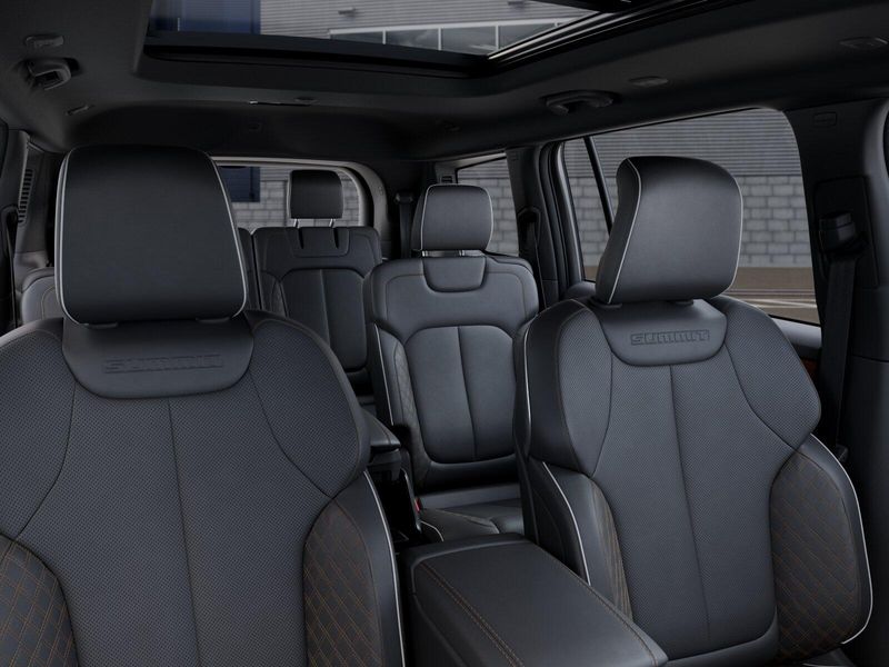 New 2026 Jeep Grand Cherokee L Summit 4x4Image 26